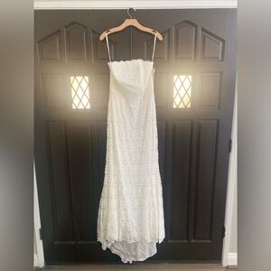 David’s Bridal Strapless Wedding Dress